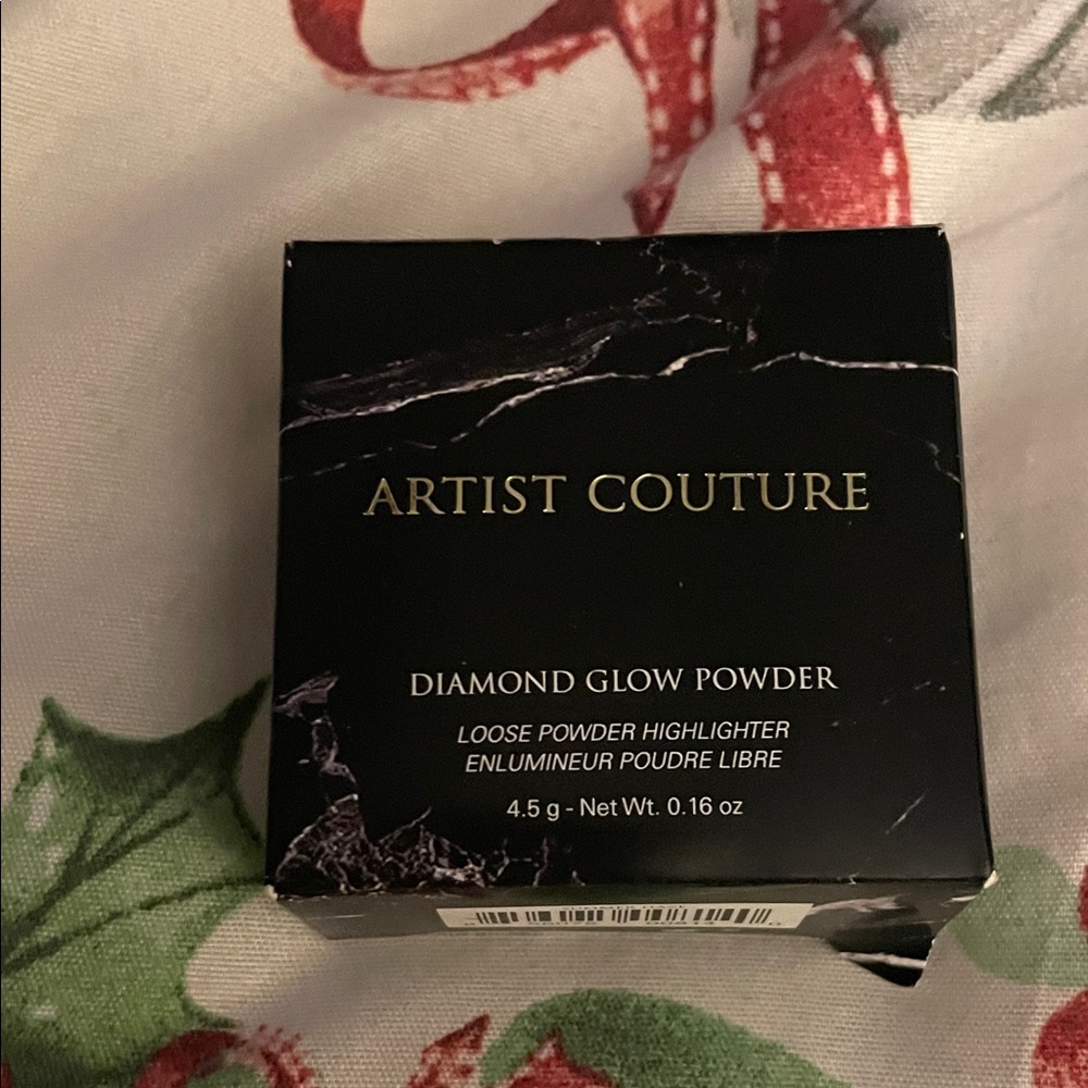 Artist Couture Diamond Glow Powder in Black Packaging